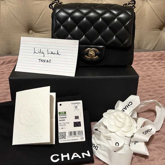 **SOLD** Chanel Square Mini - Picture 9 of 9